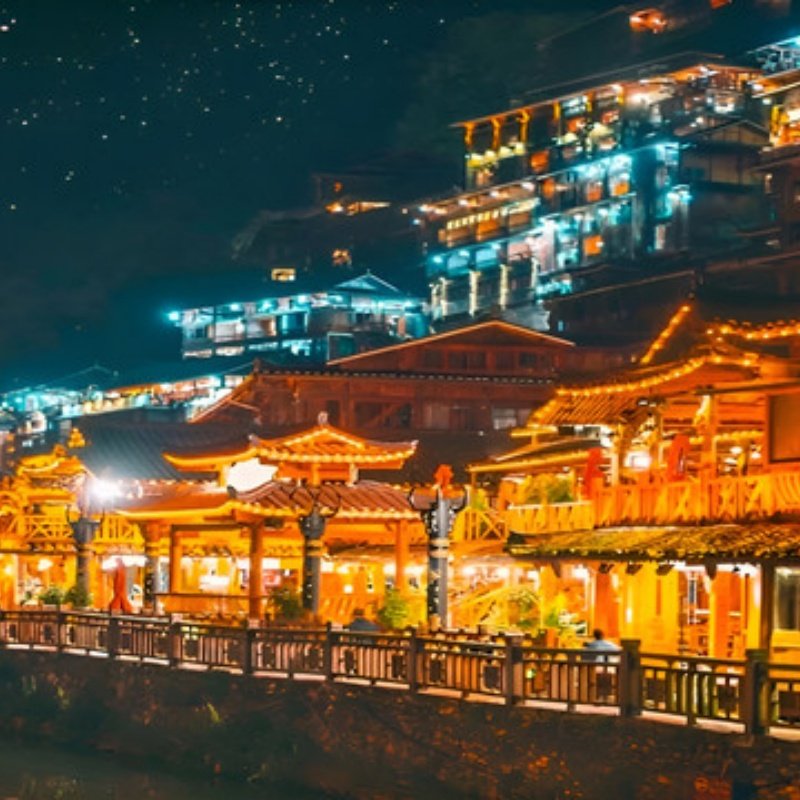 5天4晚贵阳市私家团住旅途浮光+黄果树+专属用车一次被宠坏的旅行