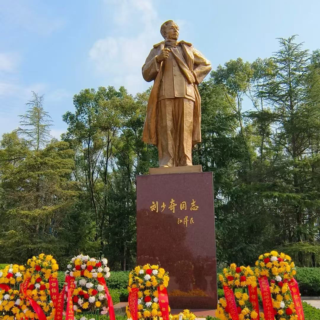 湖南旅游韶山故居一日游 韶山纪念馆/花明楼景区/滴水洞/南岸私塾