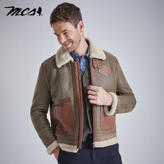 
MCS men's clothing originates from Marlboro's autumn and winter American style fitted lapel distressed fur one-piece shearling jacket