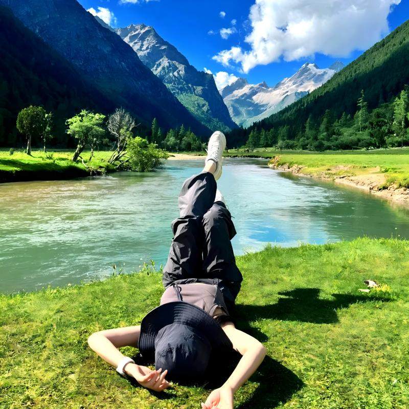 2-8人纯玩小团+出行自由+豪华住宿成都甘孜墨石公园5天4晚跟团游