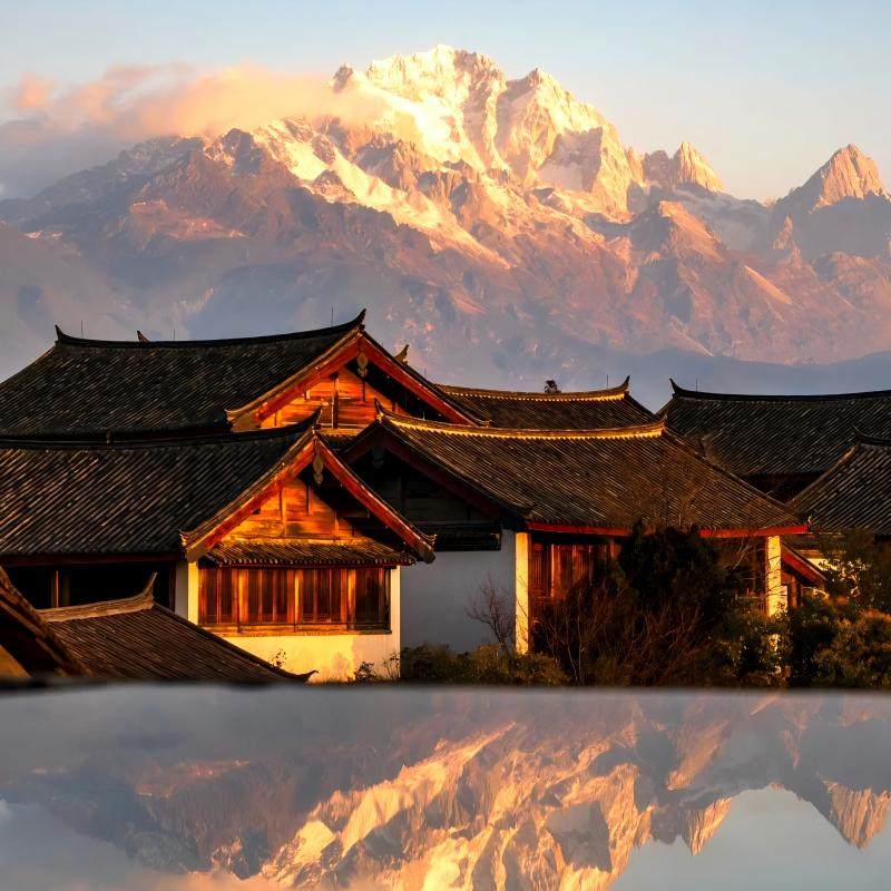 潮玩旅行+纯玩昆明大理丽江香格里拉泸沽湖束河古镇10天9晚跟团游