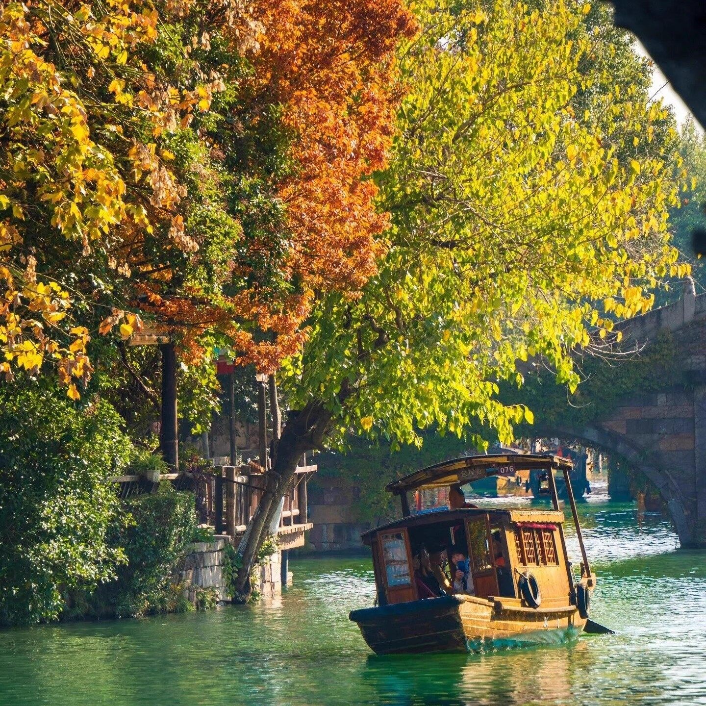 杭州/上海出发乌镇一日游 2-6人小团含门票上门接送纯玩夜游古镇