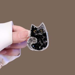 
Exquisite and cute suit brooch, high-end cat sparkling diamond temperament corsage, versatile design pin, coat accessories, jewelry