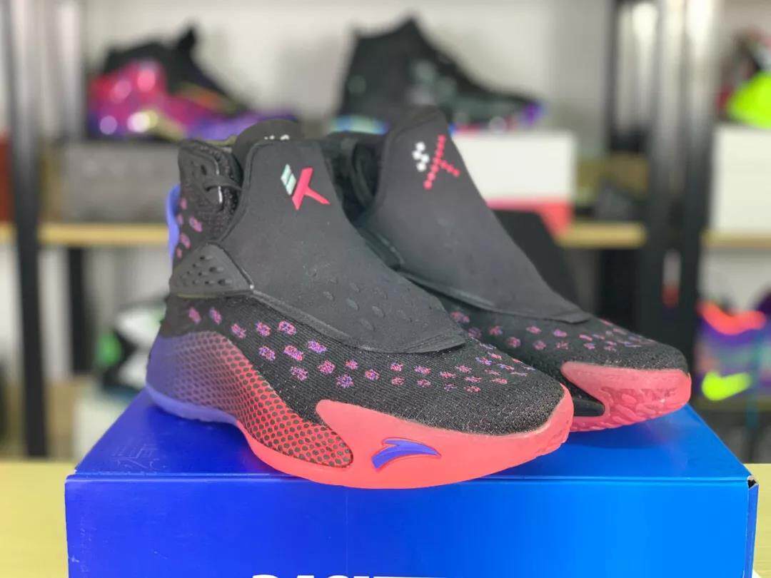 汤普森kt5国产射手签名篮球鞋