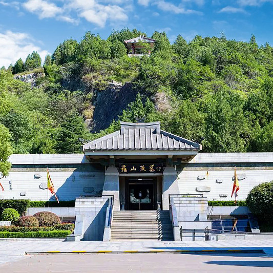 【请先问可有位置再下单】“万卷说”龟山汉墓·人工讲解2小时