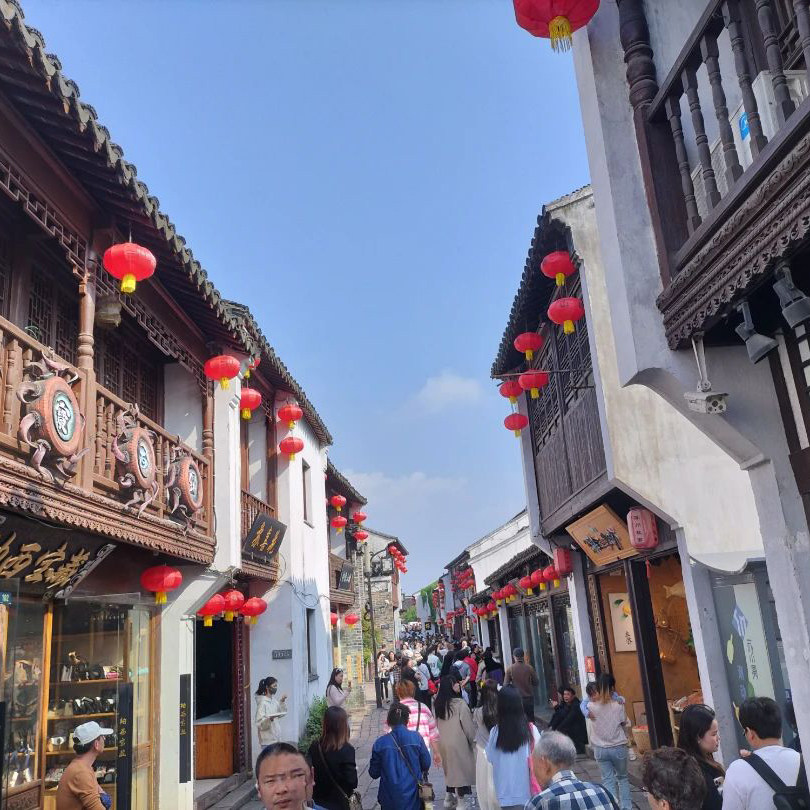 【万卷说】七里山塘 土著带你打卡 人工讲解1.5H | 不含门票