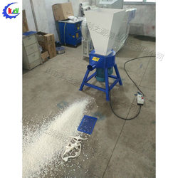 Fully automatic sponge latex cotton crusher slow rebound sponge crushing equipment toy filling processing equipment