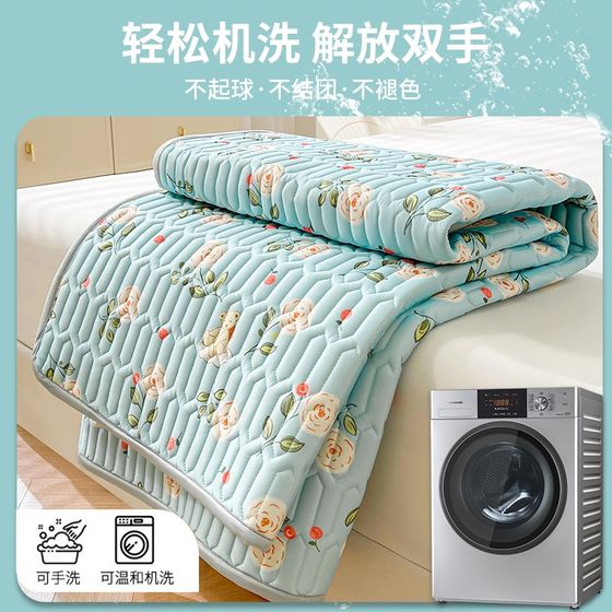 
Cool mat summer 2025 new latex mat Class A mother and baby three-piece set summer soft mat ice silk mattress 3