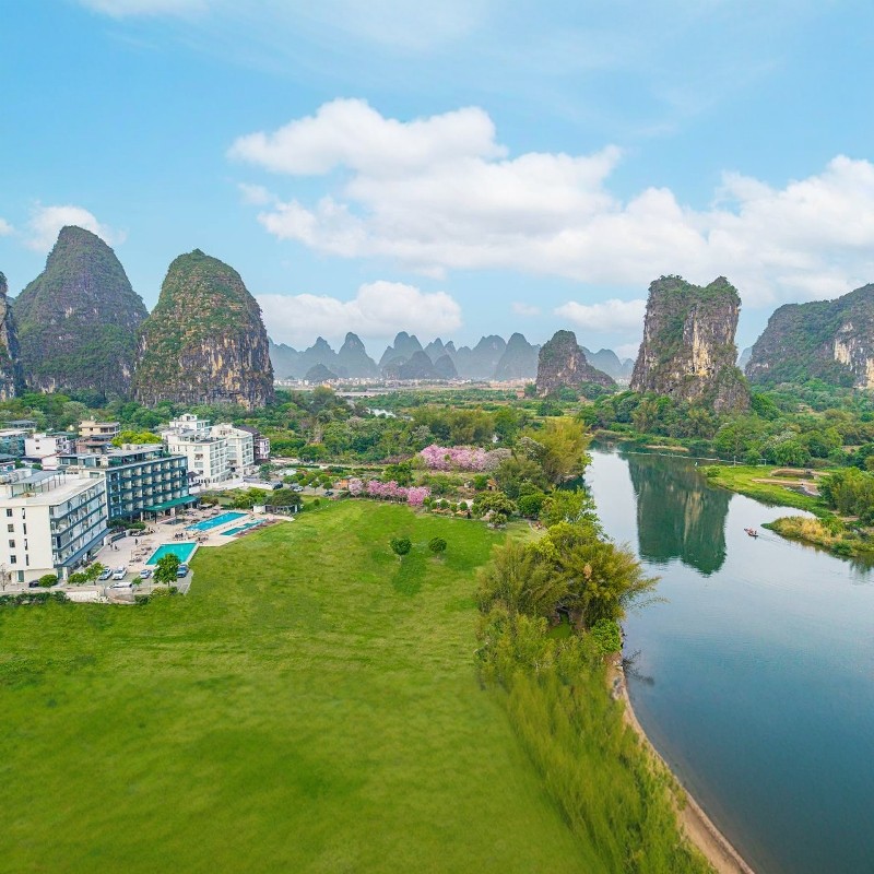 【寒假早鸟】阳朔遇源景舍+漓江三星游船2天1晚自由行 - 定制游预订