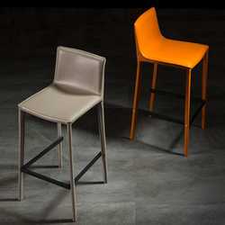 Saddle leather bar chair cafe bar stool Italian minimalist designer home high leather chair restaurant bar