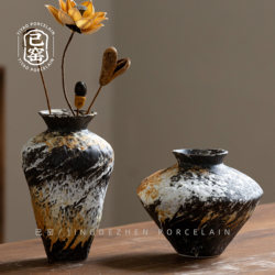 Jingdezhen Wabi-Sabi Style Vase Ceramic Ornament for Living Room, Vintage Nostalgic Mid-Century Style Rustic Pottery Jar for Dried Flowers