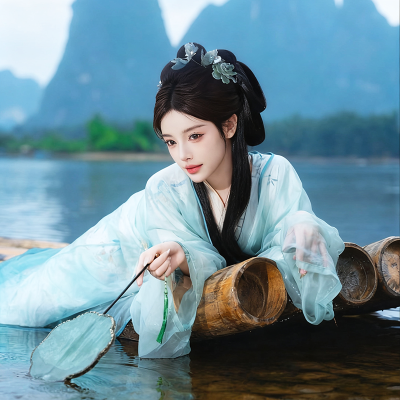 10人纯玩小团 含高铁 广西桂林旅游漓江银子岩遇龙河4天3晚跟团游