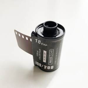 
18 18EXP color film ISO200 or 400 negative film 135 point and shoot camera universal film date fresh