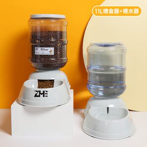 Pet automatically feed water heater Cat and dog feeder large -capacity golden retriever Alaska automatic feeding water heater