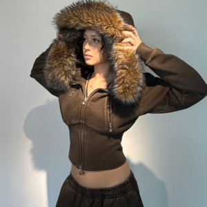 
ICVIBE stops the bloated cold brown Assute dyeing + oversized fur collar waist hoodie + sweatpants set