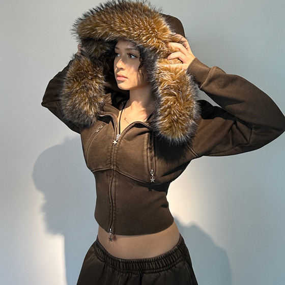 
ICVIBE stops the bloated cold brown Assute dyeing + oversized fur collar waist hoodie + sweatpants set