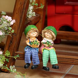 American-Style Garden Partition Balcony Dining Table Display Pomegranate Hanging Leg Couple Dolls Gift Resin Home Decoration Ornaments