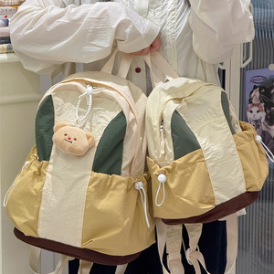 
Casual and lightweight outdoor mountaineering trip small backpack for women casual mini backpack American mini schoolbag men