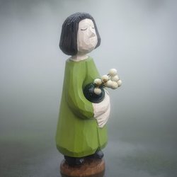 Purely Handmade Solid Wood Carved Flower Vessel, Cute Little Girl Flower Arrangement, Photography Props, Small Ornaments, Creative Healing Gifts