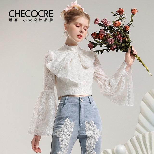 Elegant retro style flap sleeve top 2025 spring lace bow slim fit short style for women