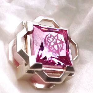 
Alicia's fire-tripping thirteen true self glowing gemstone copper gold-plated jewelry pendant necklace pendant