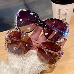 2025 New Style Sunglasses for Women, Anti-Uv, Slimming for Large Faces, Sun Protection, Fashionable Sunglasses, Korean Style, High-End with Rhinestones