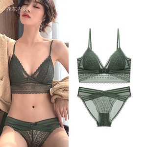 Triangle cup bra set without steel ring, ultra-thin bra, sexy big U-shaped, backless French small bra, women's bra