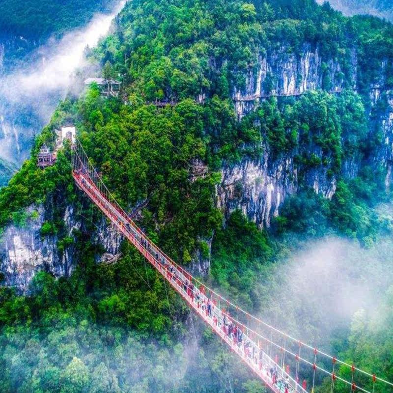 湖北旅游四日游 恩施大峡谷地心谷屏山梭布垭石林鹿院坪 私家团