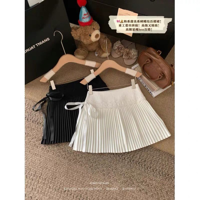 Korean sweet pleated skirt for women 2025 spring and summer new lace spliced ​​lace anti-exposure A-line skirt
