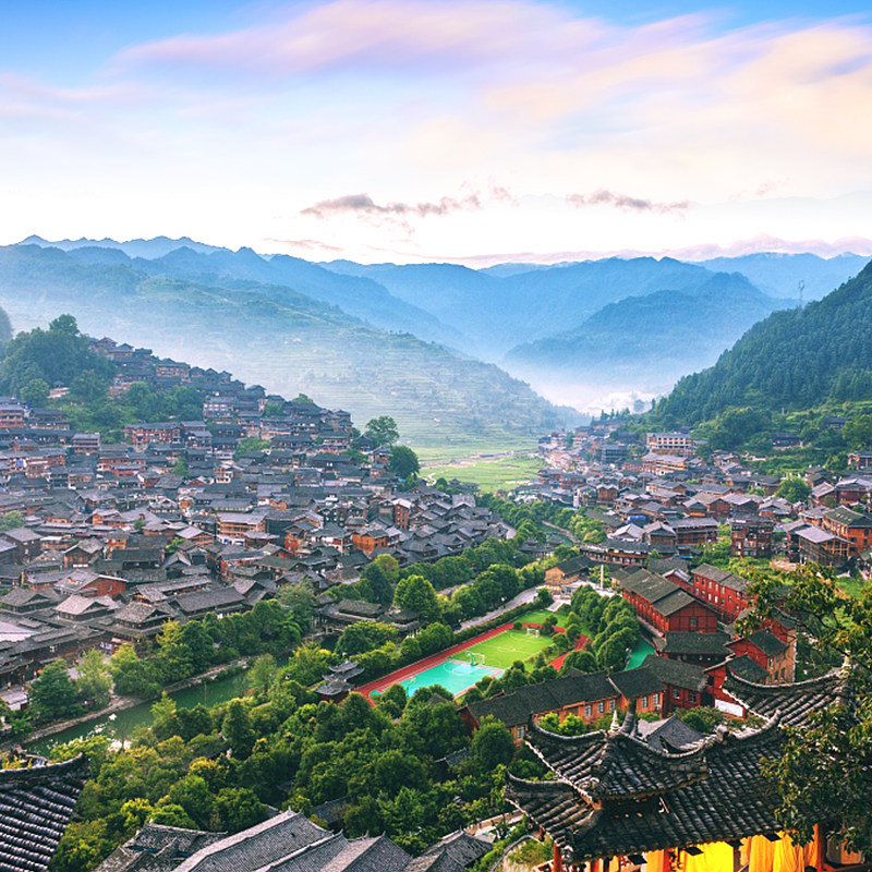 贵州旅游6天5晚贵阳黄果树瀑布西江千户苗寨小七孔镇远梵净山纯玩