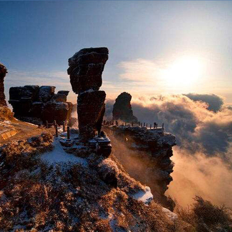 贵州铜仁江口梵净山一日游红云金顶贵阳休闲之旅纯玩周边游蘑菇石