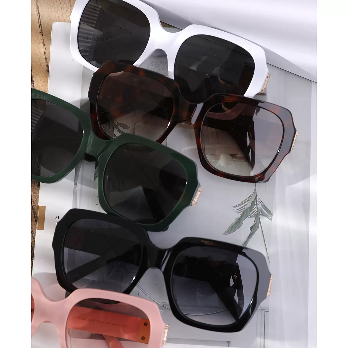 外贸高品质复古方框欧美街拍多色显脸小遮阳防晒太阳眼镜墨镜-Taobao 