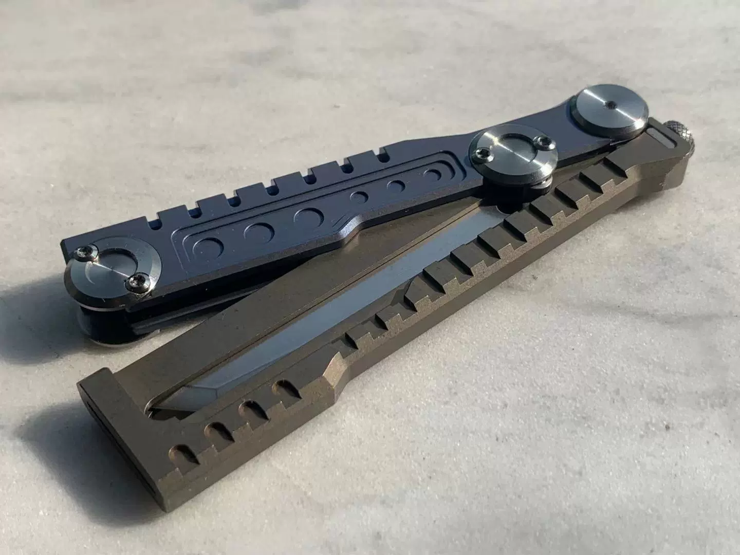 户外外骨骼tc21钛合金战术美工刀edc创世版重型加厚重力刀 Taobao