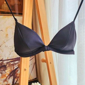 French -free satin sexy beautiful back underwear women's thin shoulder strap front buckle big chest showing little girl text bra