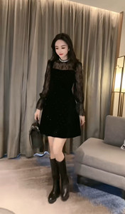 European station A-line dress for women in autumn and winter lace spliced ​​velvet French socialite birthday black dress skirt
