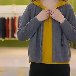 Fake Two-Piece Hooded Knitted Cardigan for Women, New Spring and Autumn Sweater Coat, Loose Fit, Age-Reducing, Stylish Sweater, Popular Style