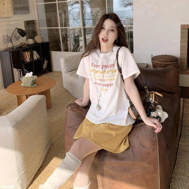 Berry Likes You and Huan Dapang Customized Letter Printed Front Shoulder Short Sleeve T-shirt for Women Loose and Versatile Round Collar Top