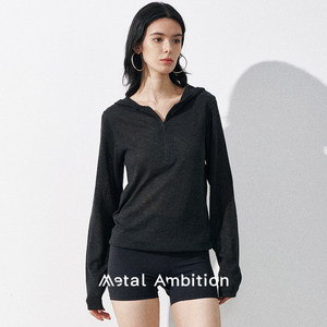 
Early autumn thin sweater