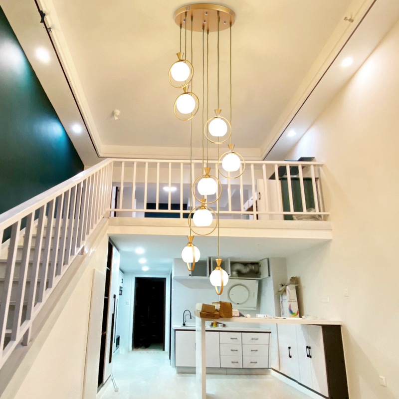 ミグアン・ホイカ階段シャンデリア - 6灯モダンガラスロフト照明