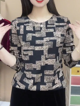 Bottoming shirt, spring T-shirt, fashionable mother's shirt