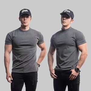 
DeRong short-sleeved men's T-shirt for sports and fitness training, muscle training, iron dog cuffs, round neck, warm and heavy base shirt