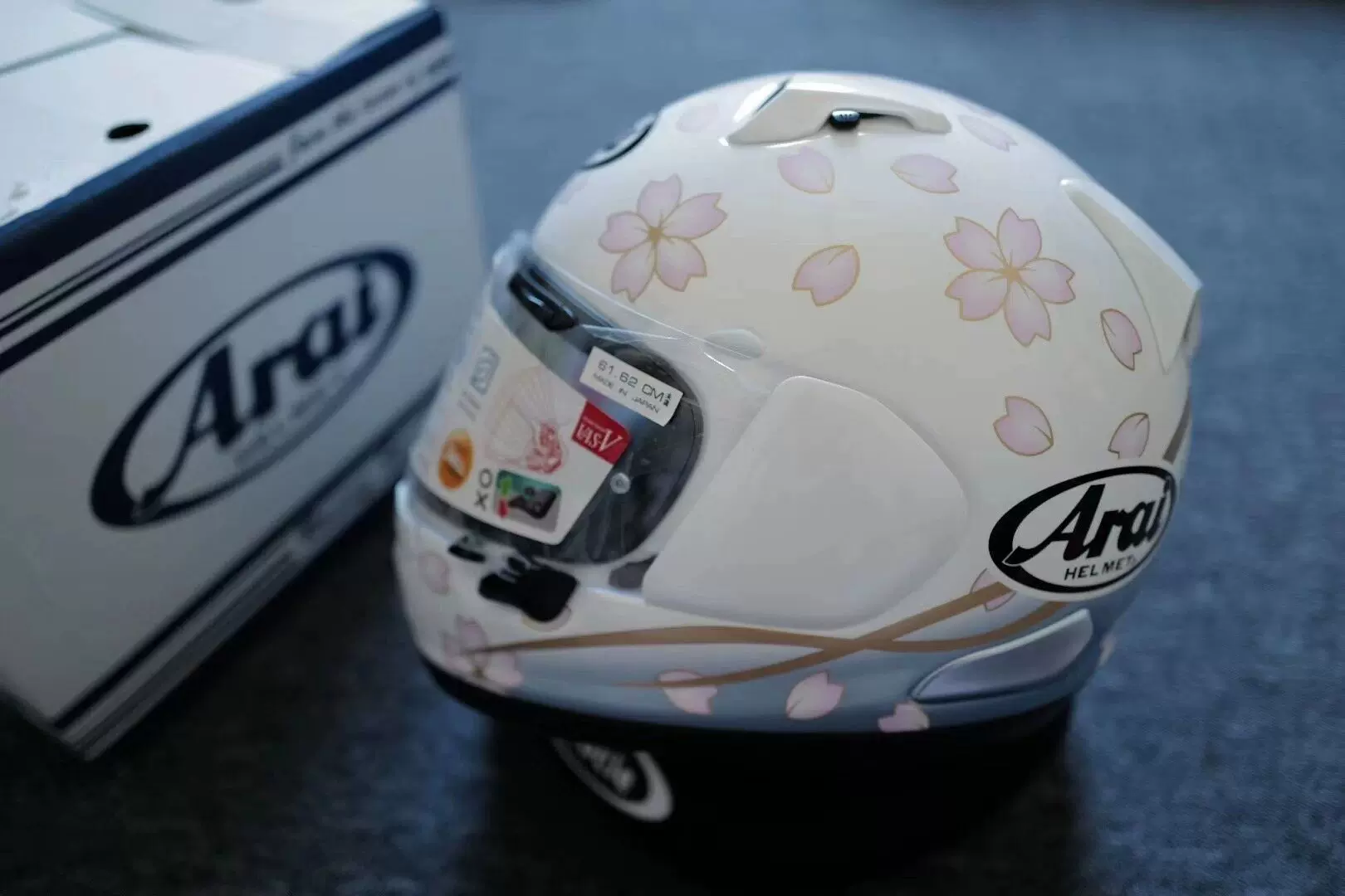 希少桜柄】【Arai フルフェイス】ASTRAL-X SAKURA BLACK