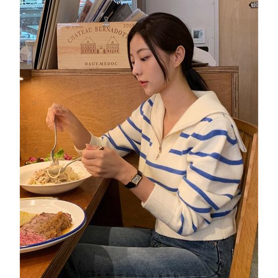 
Korean chic autumn new retro age-reducing navy collar half-zip soft waxy long-sleeved striped sweater for women