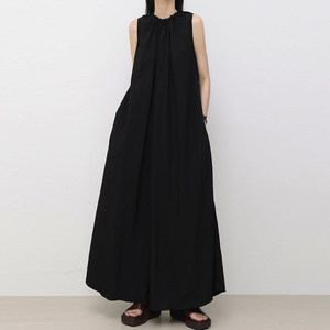 
Korean chic minimalism summer new round neck pleated design sleeveless vest dress long skirt for women