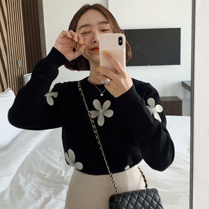 Korean Chic Autumn/Winter Retro Heavy Industry Embroidery Flower Color Contrast Round Neck Pullover with Core Yarn Long Sleeve Knitted Sweater for Women