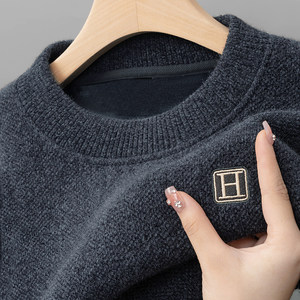 
Chenille sweater men's winter velvet thickened warm knitted bottoming sweater one-piece velvet round neck to wear inside