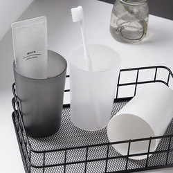 Simple and Plain Toothbrushing Cup with a Nordic Style, Couple's Mouthwash Cup, Transparent Thickened Plastic Toothbrushing Cup