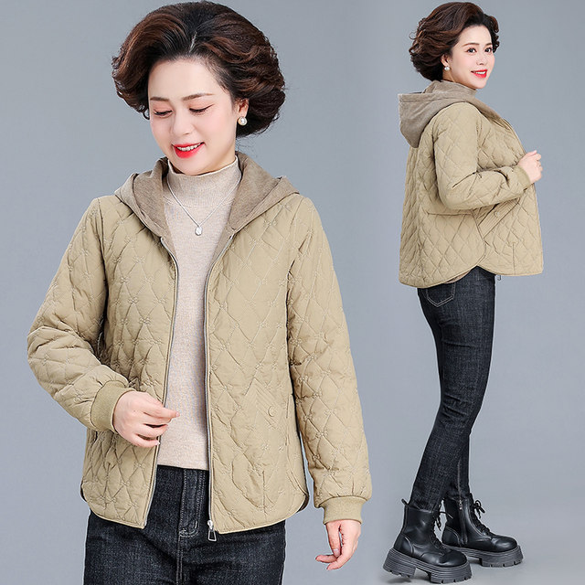 
Fashionable and elegant short solid color hooded cotton jacket for women 2024 new winter loose mother wear warm cotton jacket