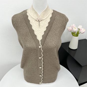 Middle-aged and elderly women's knitted western-style winter bottoming shirt