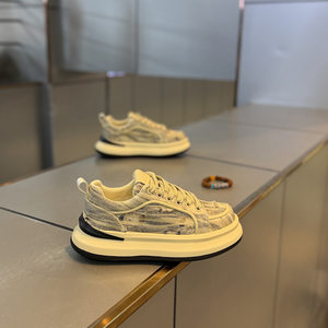 
Internet celebrity's same style men's shoes, light luxury trendy spring new fashion casual versatile daily trendy popular men's shoes